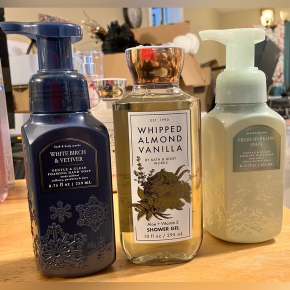 🫘 3 PC LOT! Bath Body Foaming Soap Shower Gel Birch Vetiver Almond Vanilla - Picture 1 of 2